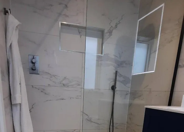 Villa Stunning Family Sleeps 10 Dublin